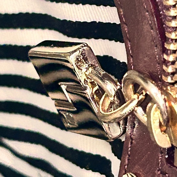 👜 Stunning Vintage One of a Kind Rare Vintage Gwen Stefani Lamb Bag 👜 - Picture 12 of 15